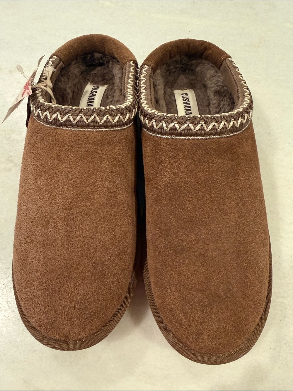 Women’s Cushionaire Brown Suede Slip-On Slippers size 7.5 New NWT